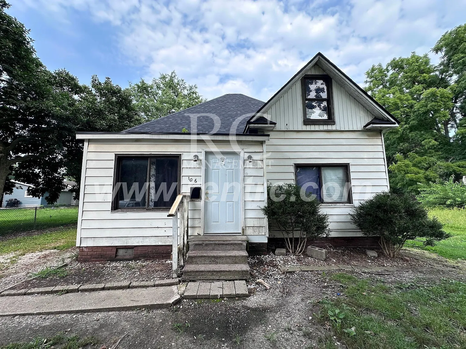 3 bed, 1150 sqft, $850 — Photo 1