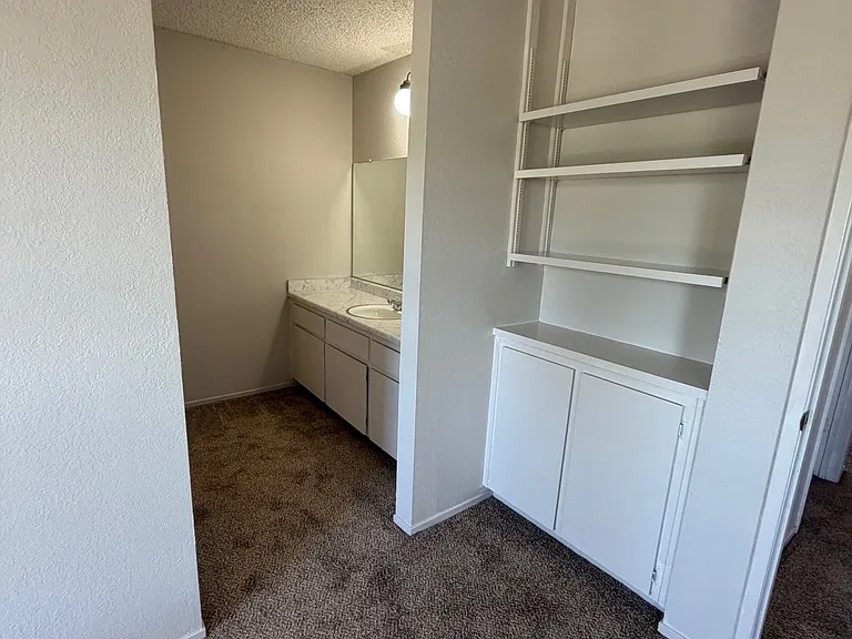 149 Patricia Ln — Photo 15