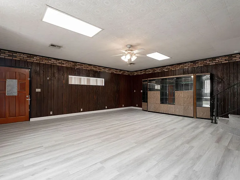 5185 Sun Valley Dr — Photo 12