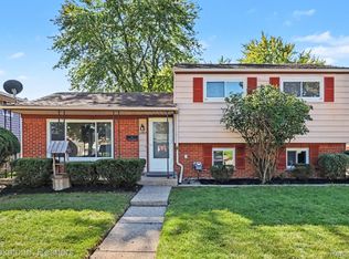 11884 Wheaton Dr, Sterling Heights, MI 48313