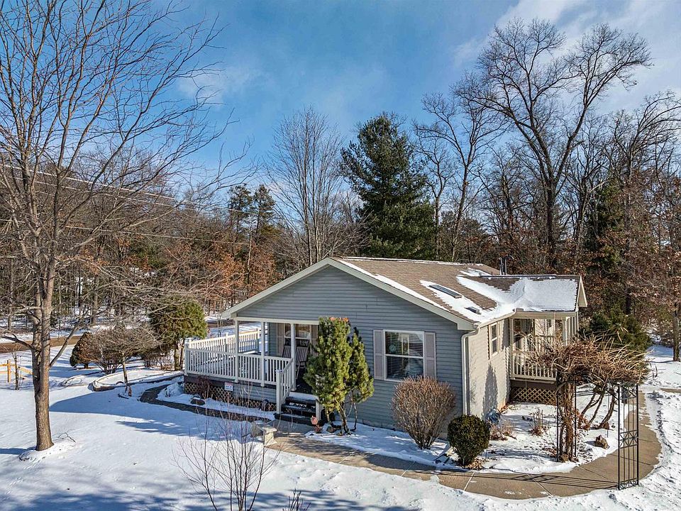 1st image of 399 Oakbrook Drive
