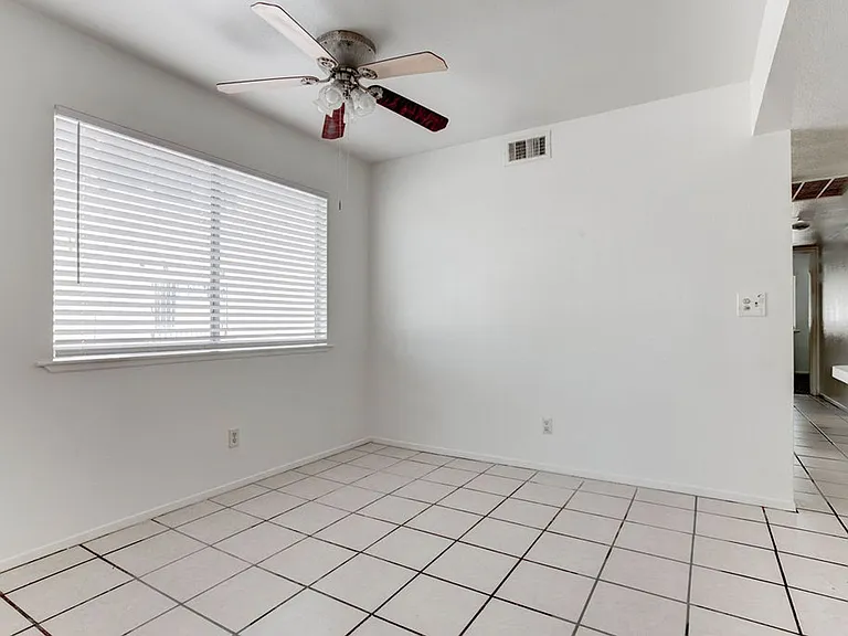 4269 Stewart Ave — Photo 7