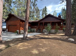 41613 Hummingbird Ln, Big Bear Lake, CA 92315