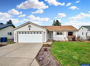 163 W Clackamas Cir, Woodburn, OR