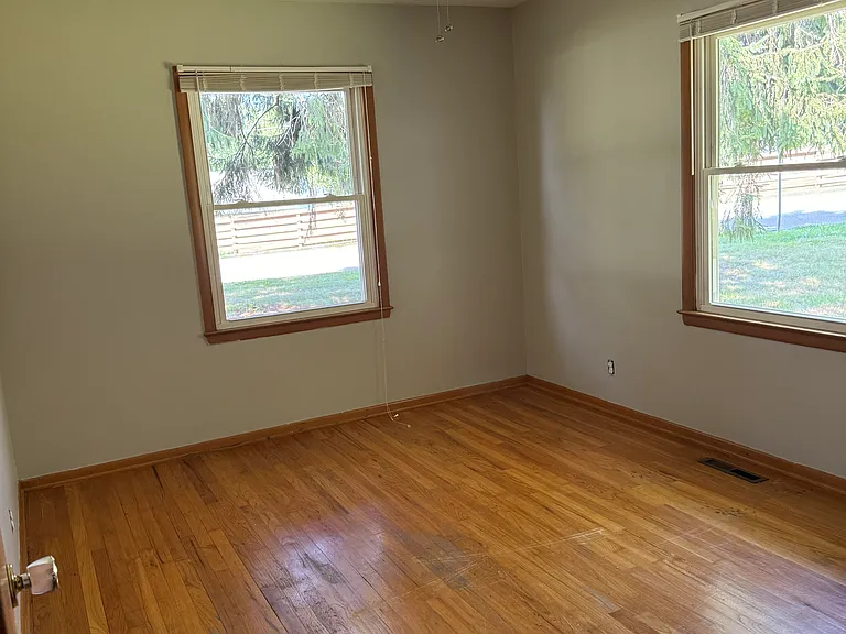 280 Lockville Rd — Photo 25