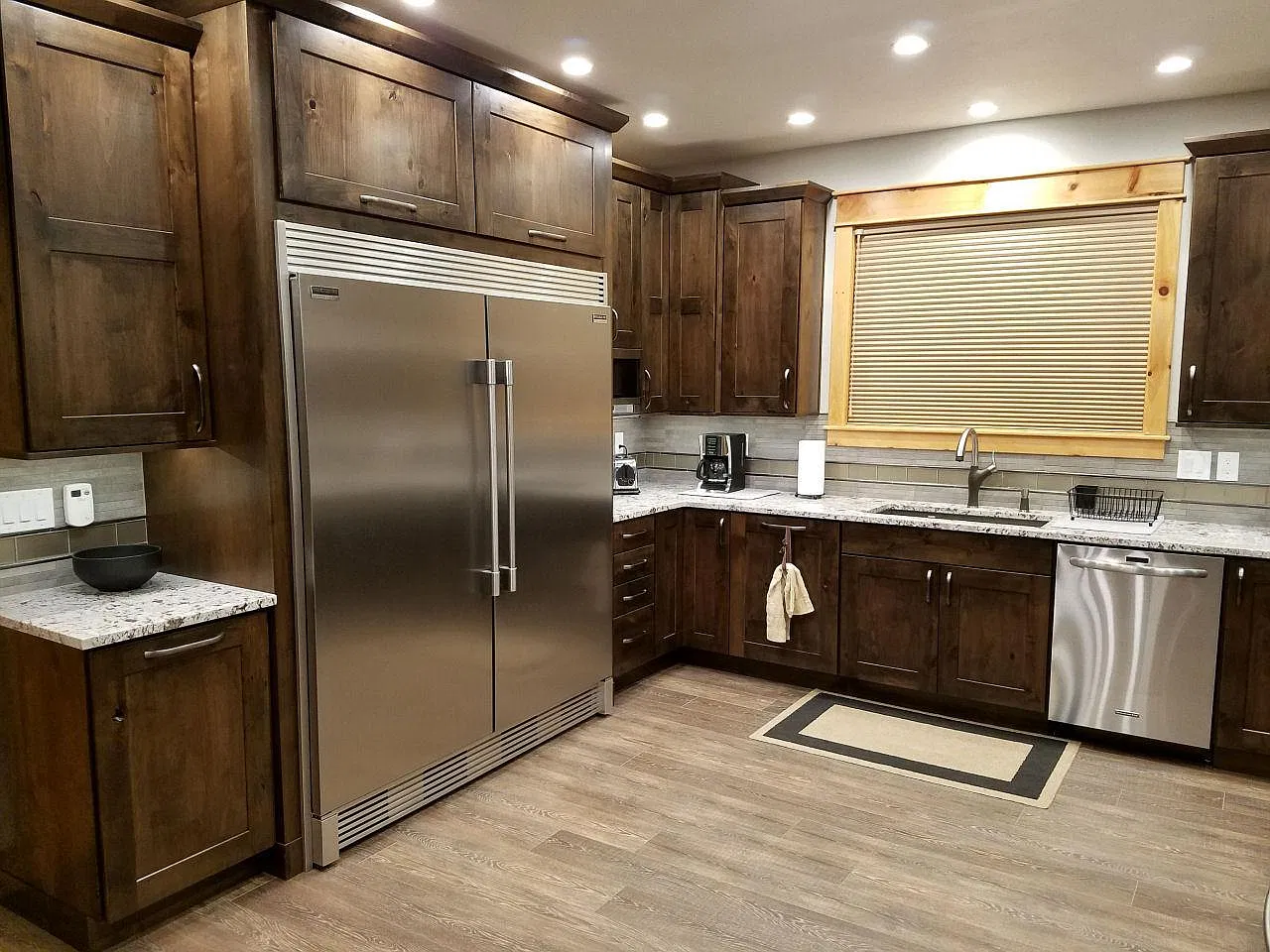 5 bed, 3.5 bath, 145 sqft, $1,275 — Photo 3