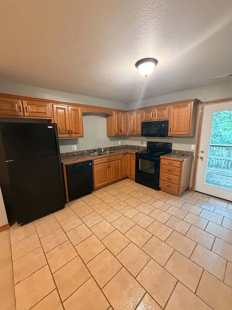 10986 Afton Ln A&B — Photo 3