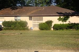 1st image of 5026 Kyle Ln NW