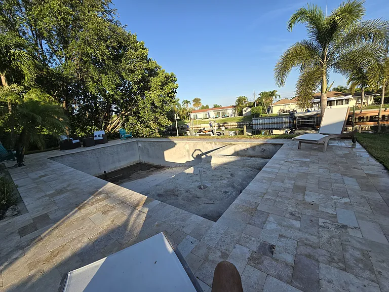 W Terrace Dr — Photo 23