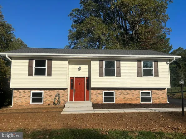 11825 Cornwell Dr, Manassas, VA 20112