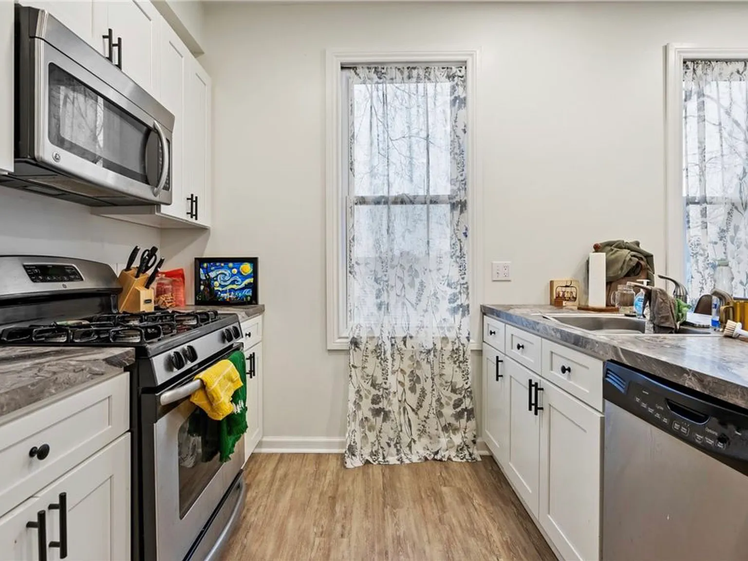 3 bed, 1122 sqft, $1,780 — Photo 4