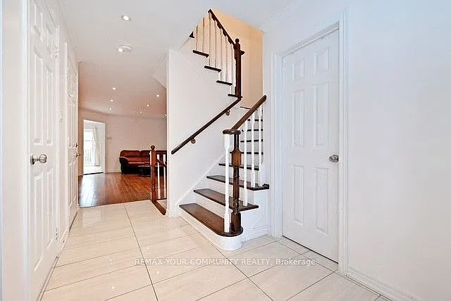 4 bed, $3,600 — Photo 4