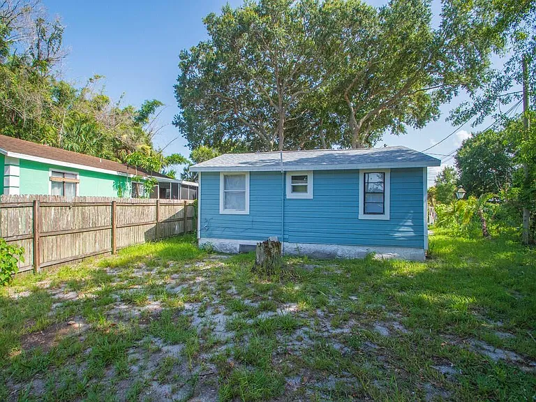 3370 45th Pl — Photo 8