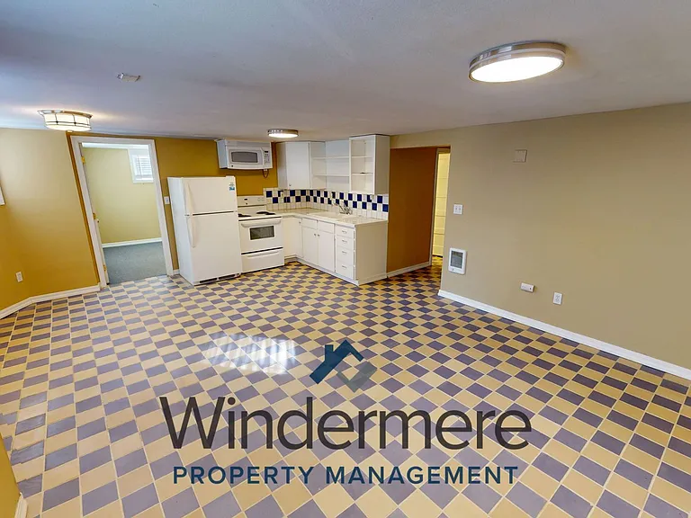 336 S Palouse St — Photo 15