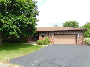 102 Renata Ct, Deforest, WI 53532