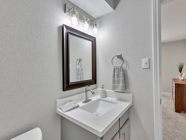 One Bedroom Bathroom Model