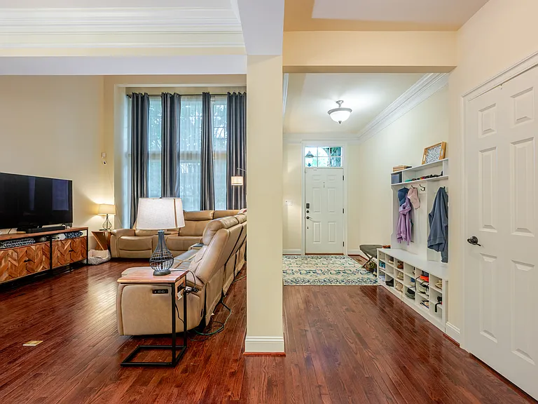 8500 Wedderburn Station Dr — Photo 33