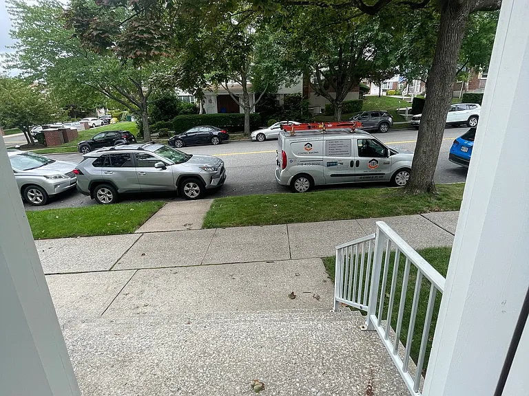 223rd Pl — Photo 6