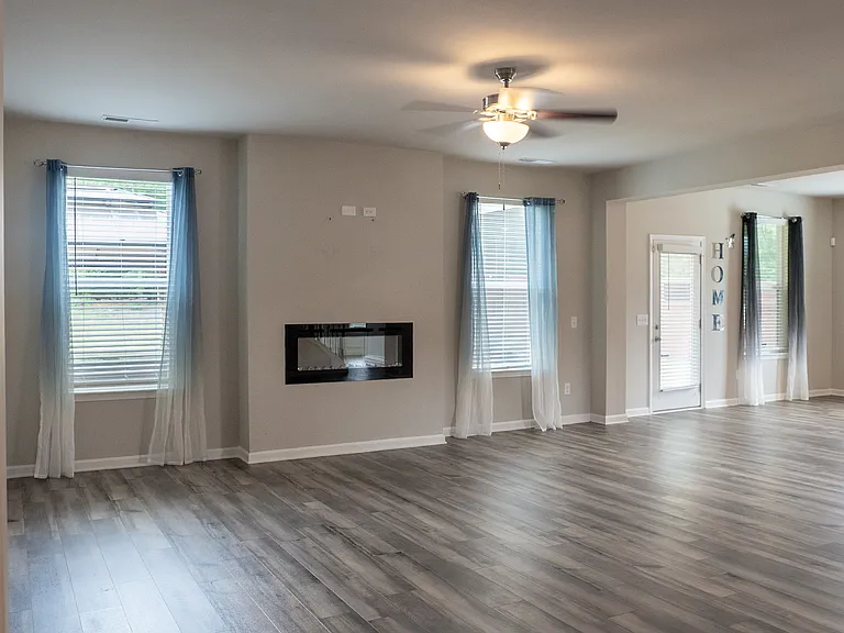 197 Jodi Pl — Photo 23