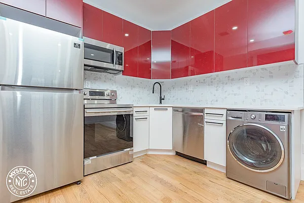 Rented by MySpaceNYC | media 3