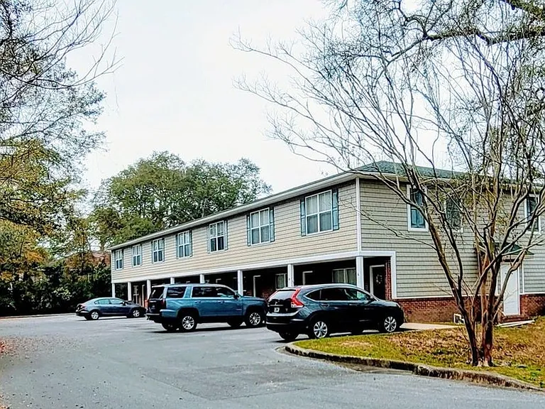 108 Hawkins Rd #C — Photo 15