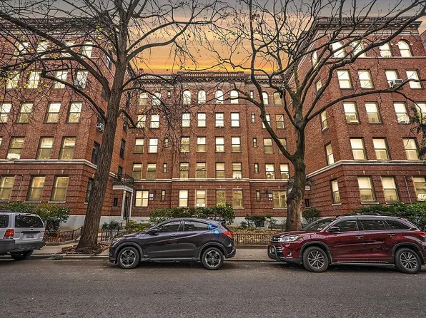 37-16 80th St APT 2, Queens, NY 11372