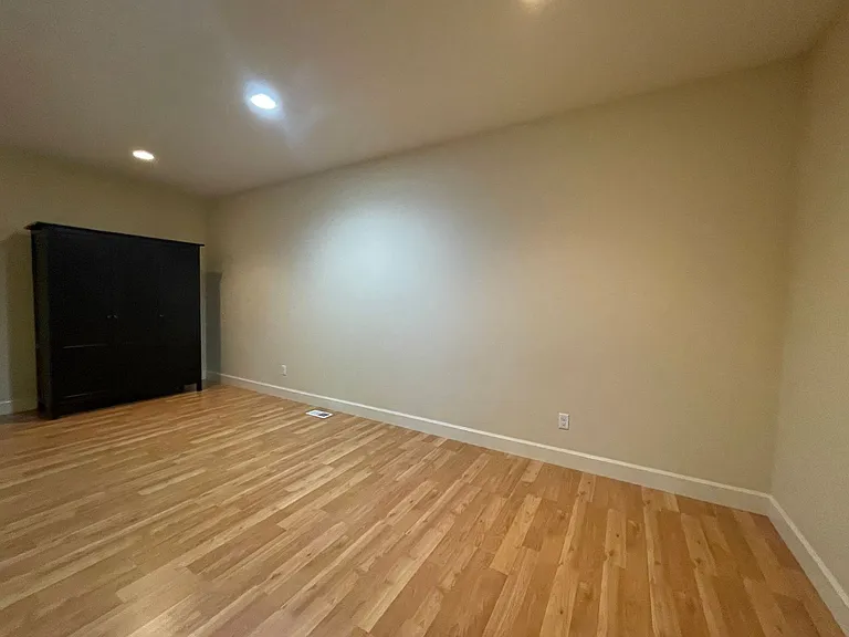 11234 SW Maypark Ct — Photo 32