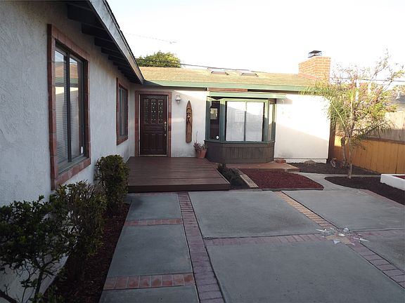 Entry into Courtyard