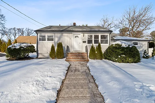 26 Kipling Ave Photo 1
