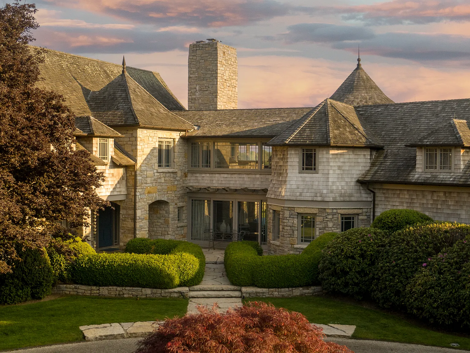 Bridgehampton North Estate with Reserve Views — Photo 1