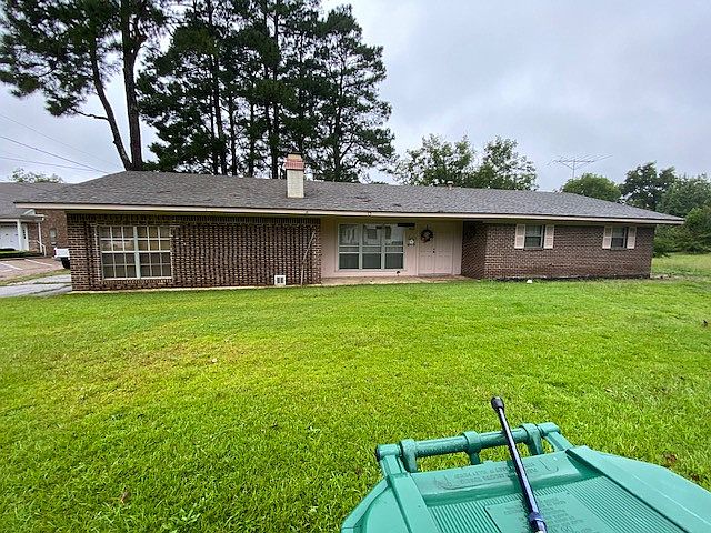 1st image of 701 N Olive Waldo Ar