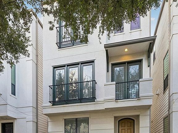 5th image of 2617 Capitol St