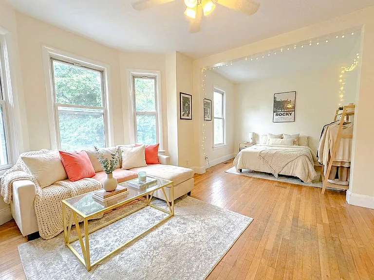 216 Freeman St #21 — Photo 10