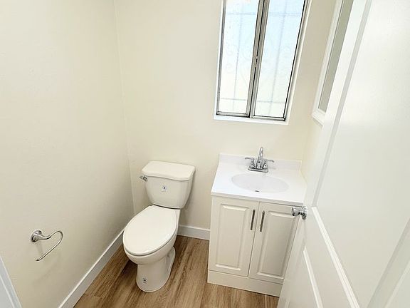 5th image of 517 W 117th St #6