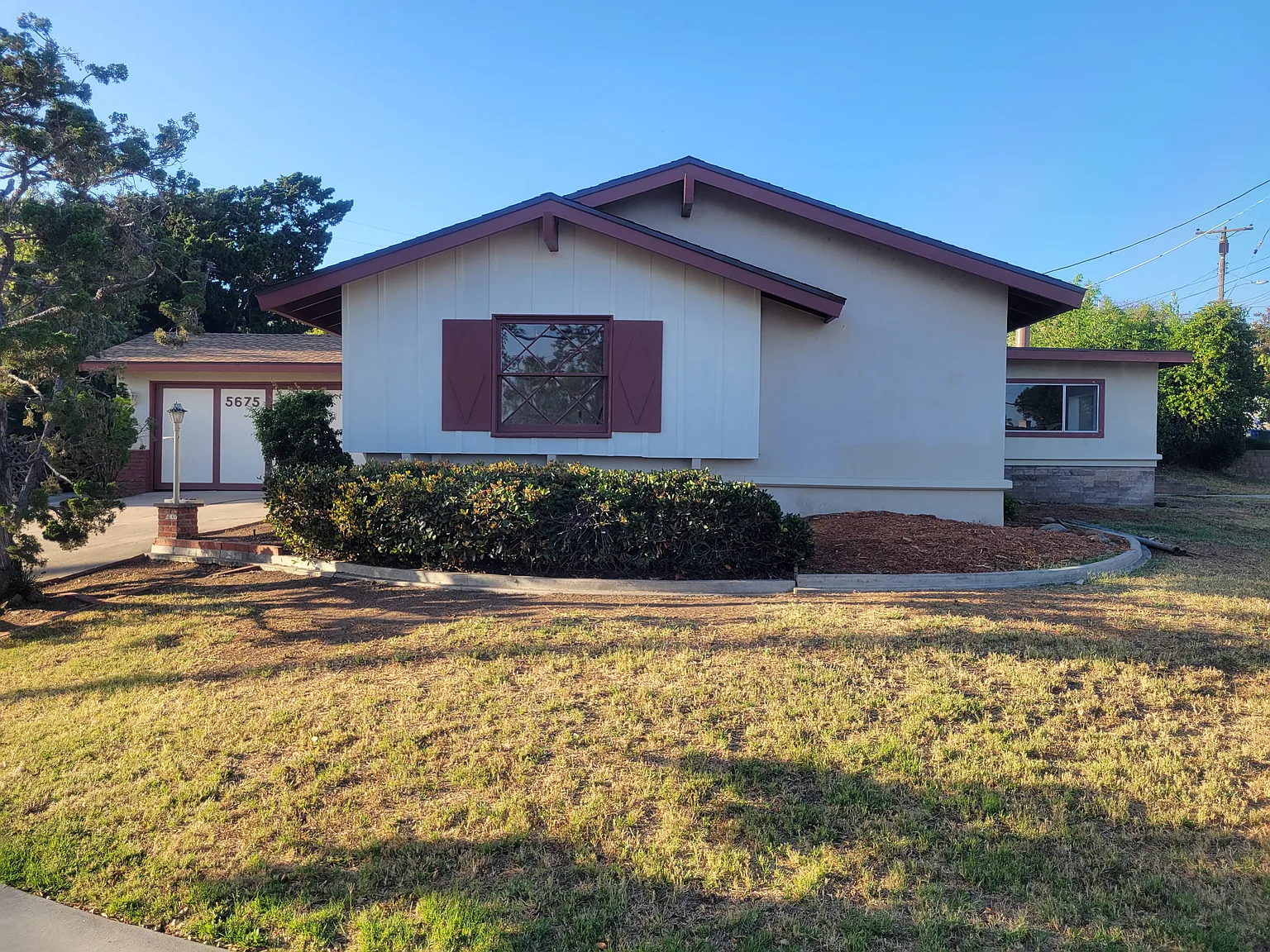 3 bed, 1307 sqft, $4,100 — Photo 1