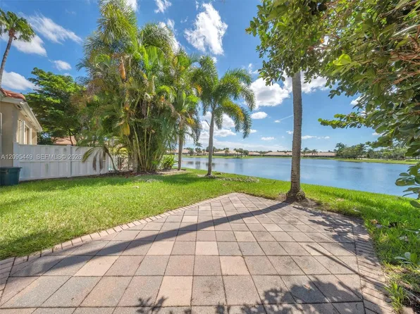 2418 Sandy Cay, West Palm Beach, FL 33411