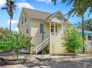 1228 Avenue K, Galveston, TX 77550