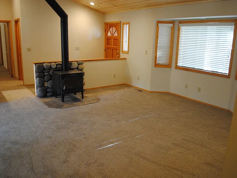 10268 White Fir Rd — Photo 5