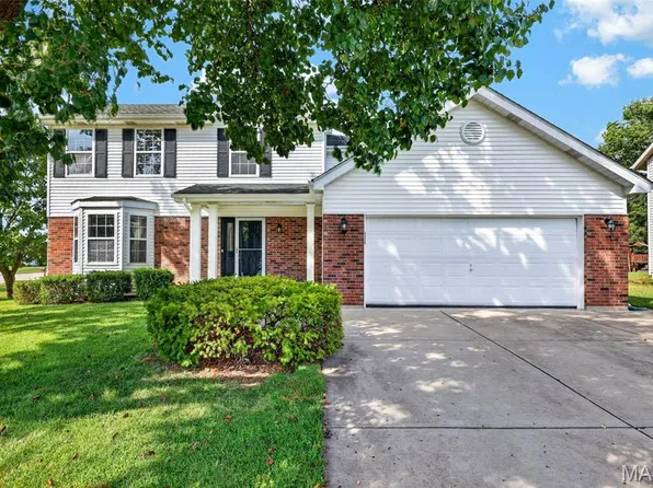 39 Green Pines Cir, Saint Peters, MO 63376