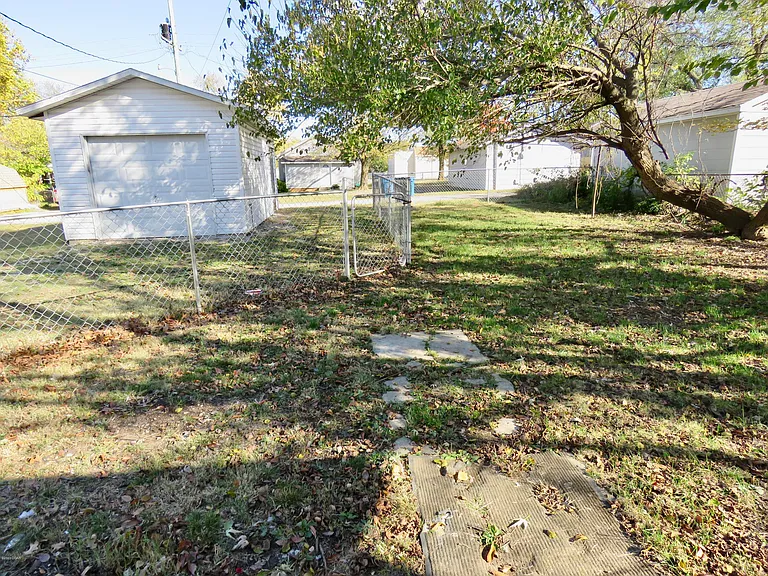 509 S Park Ave — Photo 10