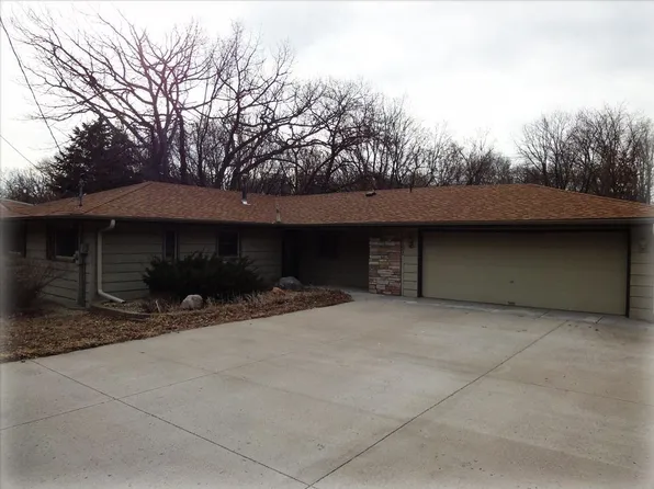 8131 62nd Ave N, New Hope, MN 55428
