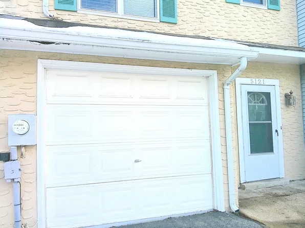 5121 W Woodmill Dr, Wilmington, DE 19808