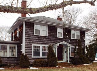 95 Chase St, Hyannis, MA 02601