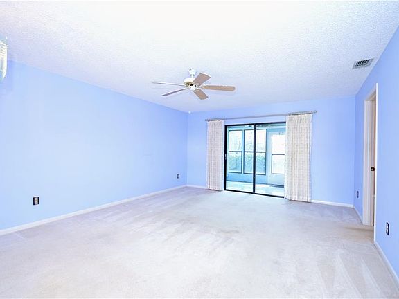 4th image of 38323 Ironwood Pl #0
