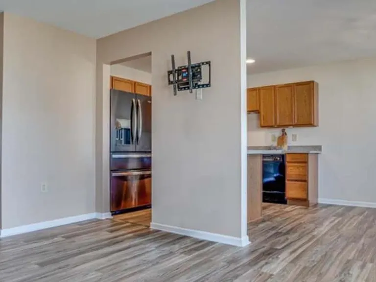 104 Fuzzy Tail Dr — Photo 5