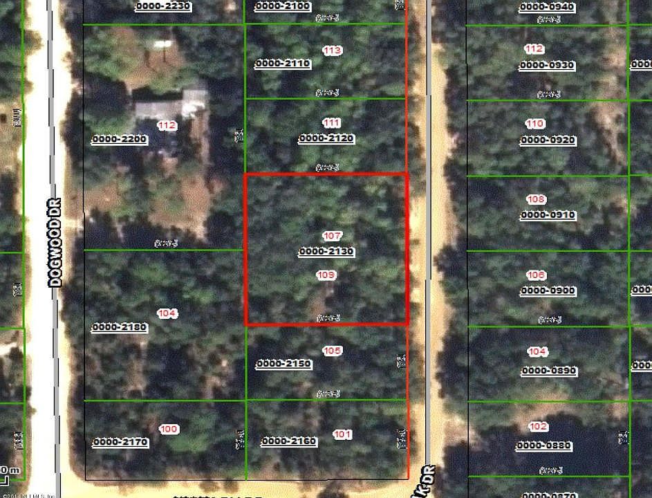 107 Oak Dr