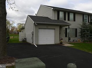 2003 Clover Mill Rd, Quakertown, PA 18951