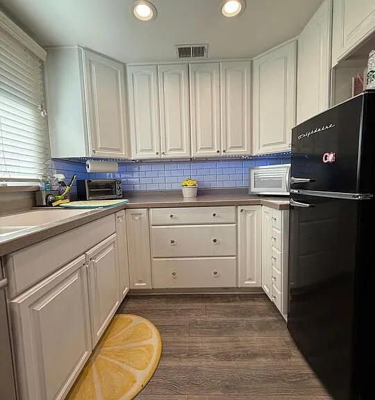 8020 Cora St — Photo 19