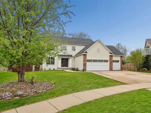 7802 Boulder Dr, West Des Moines, IA 50266