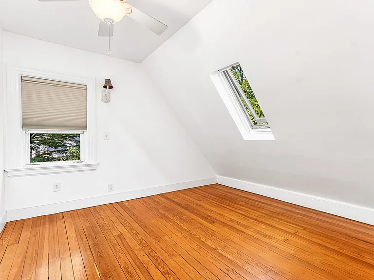58 Forest St — Photo 24